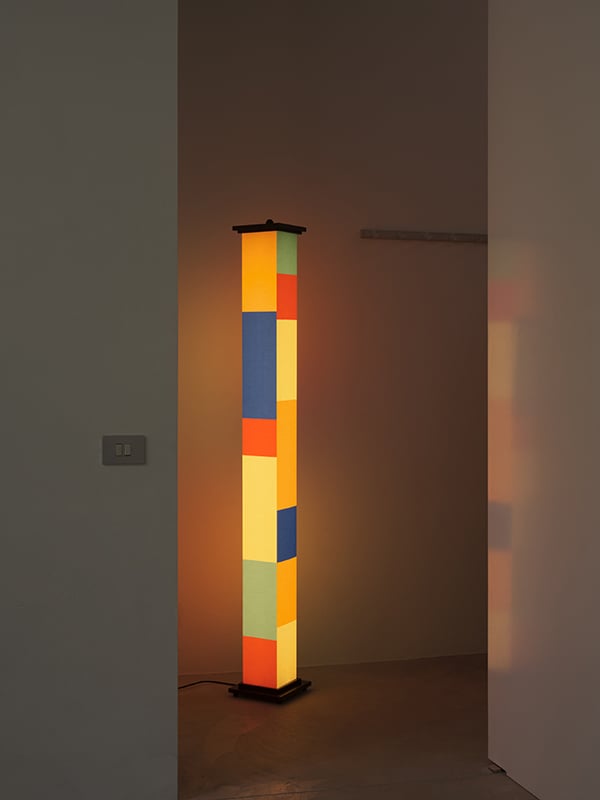 La Belle Durmiente floor lamp by Santa & Cole