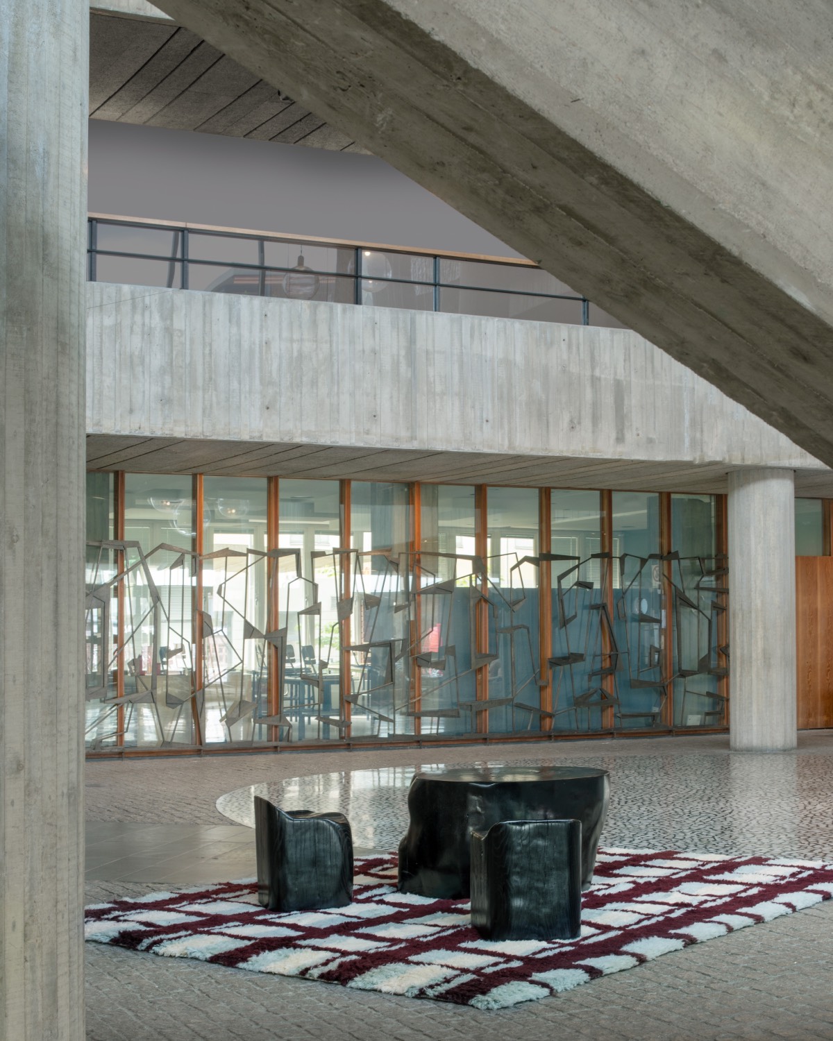 Arbor from the Evelina Kroon Collection by Layered