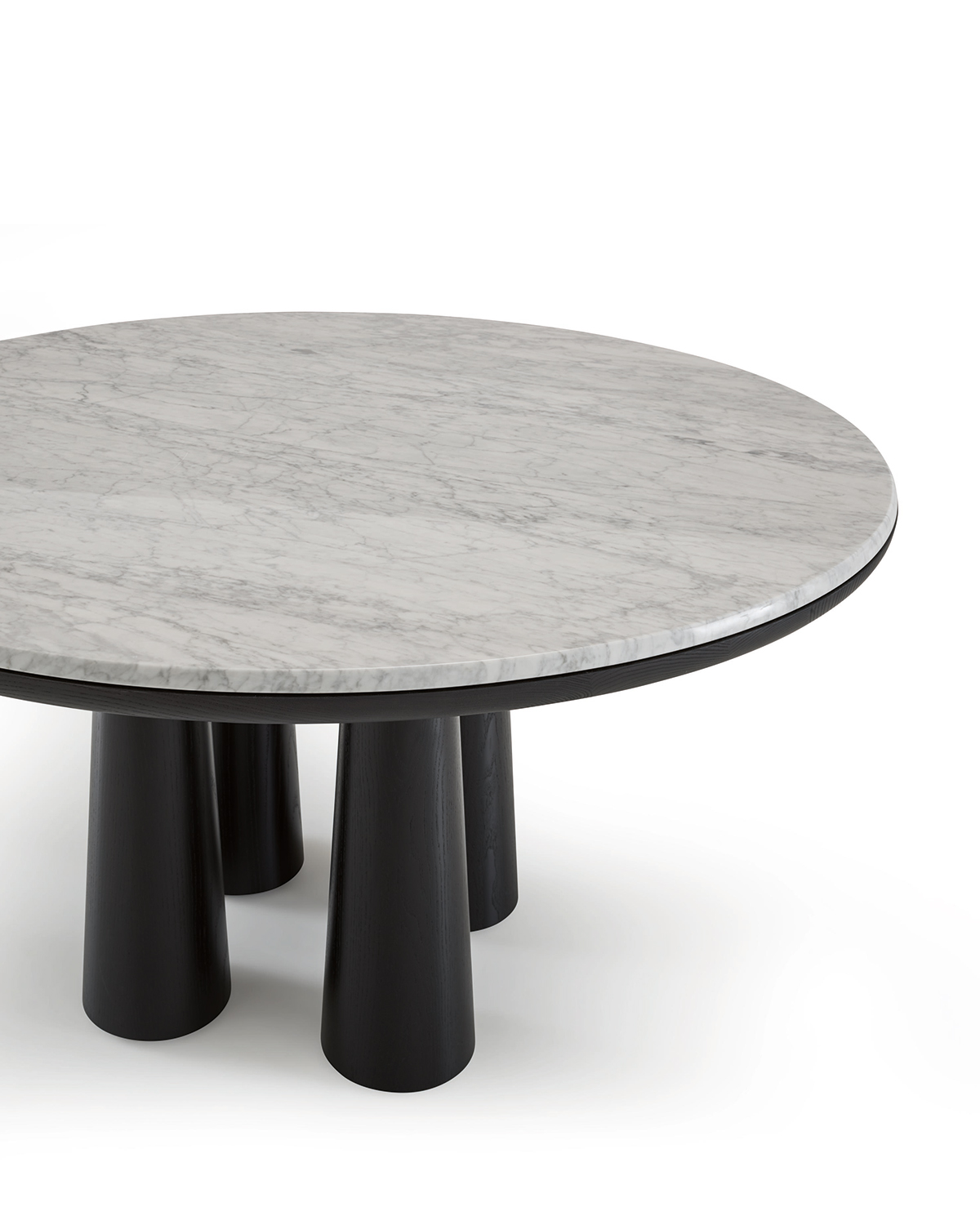 Hashira dining table by Ligne Roset