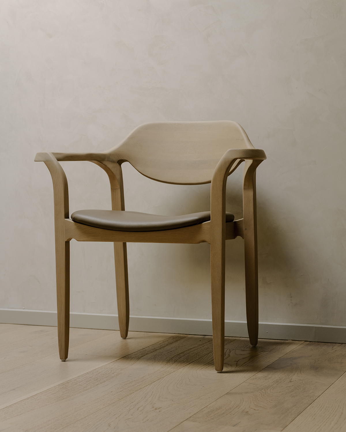 Svelte by OWIU Design