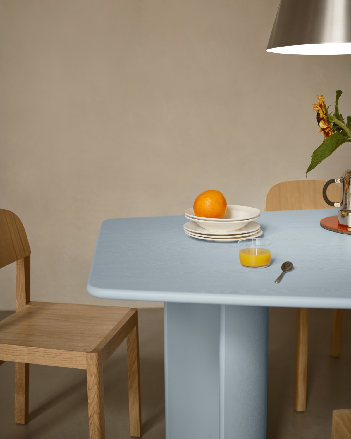 Re-Norm Table Muuto