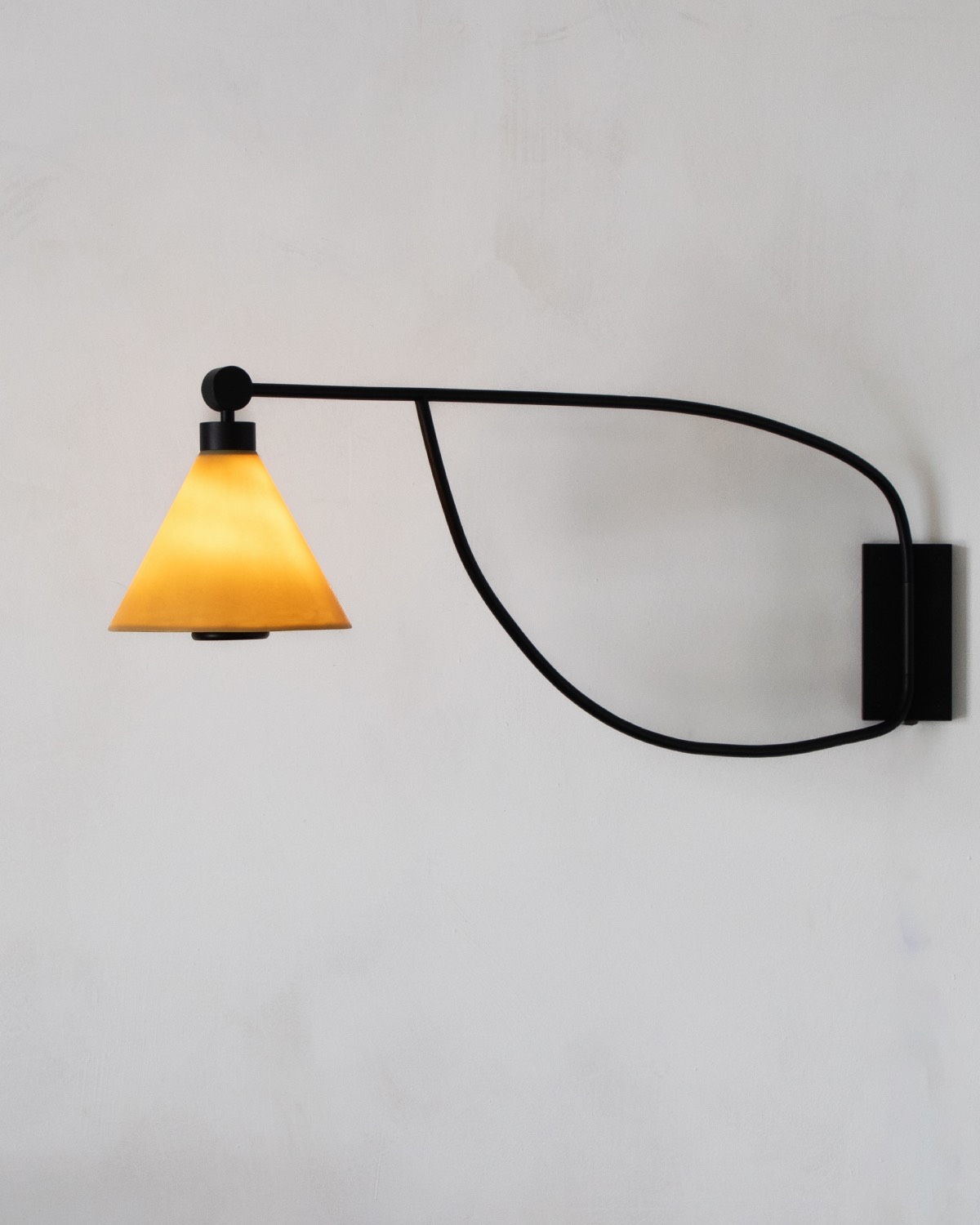 Wall lamp