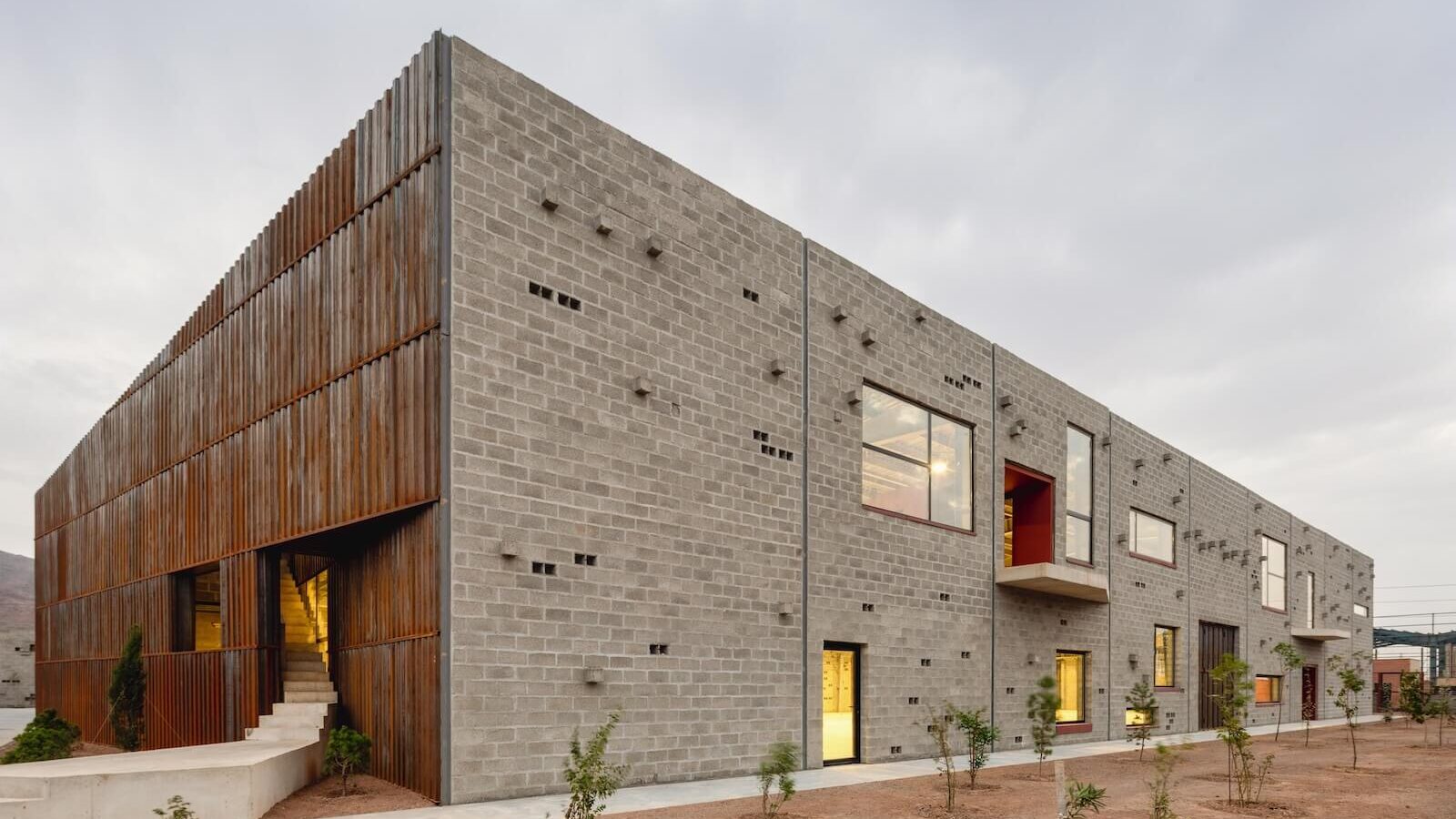 Innovative Factory Design in Iran Prioritizes Worker Needs